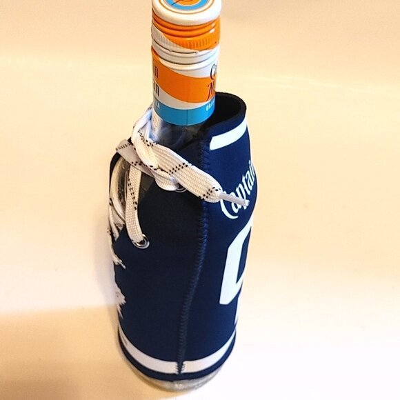 FUN Captain Morgan Toronto Maple Leafs Bottle Jersery BNWOT - Picture 3 of 6